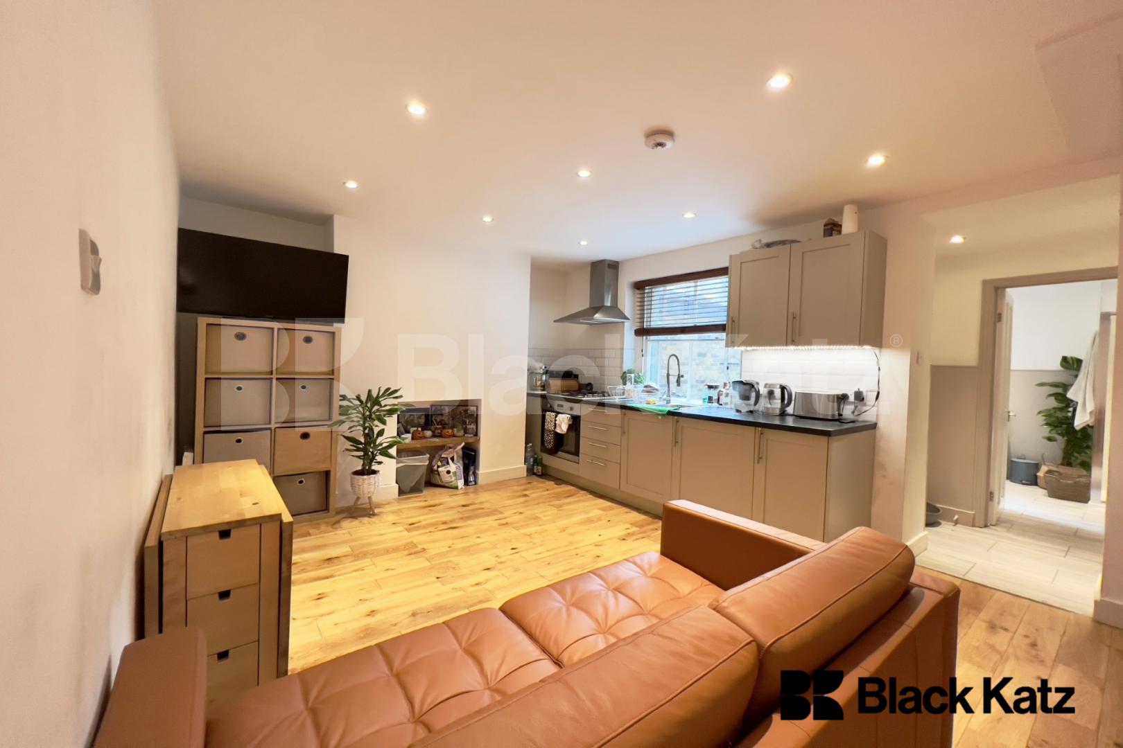 Gas, electric, water, council tax & internet all included in the rent Wansey Street, London Bridge